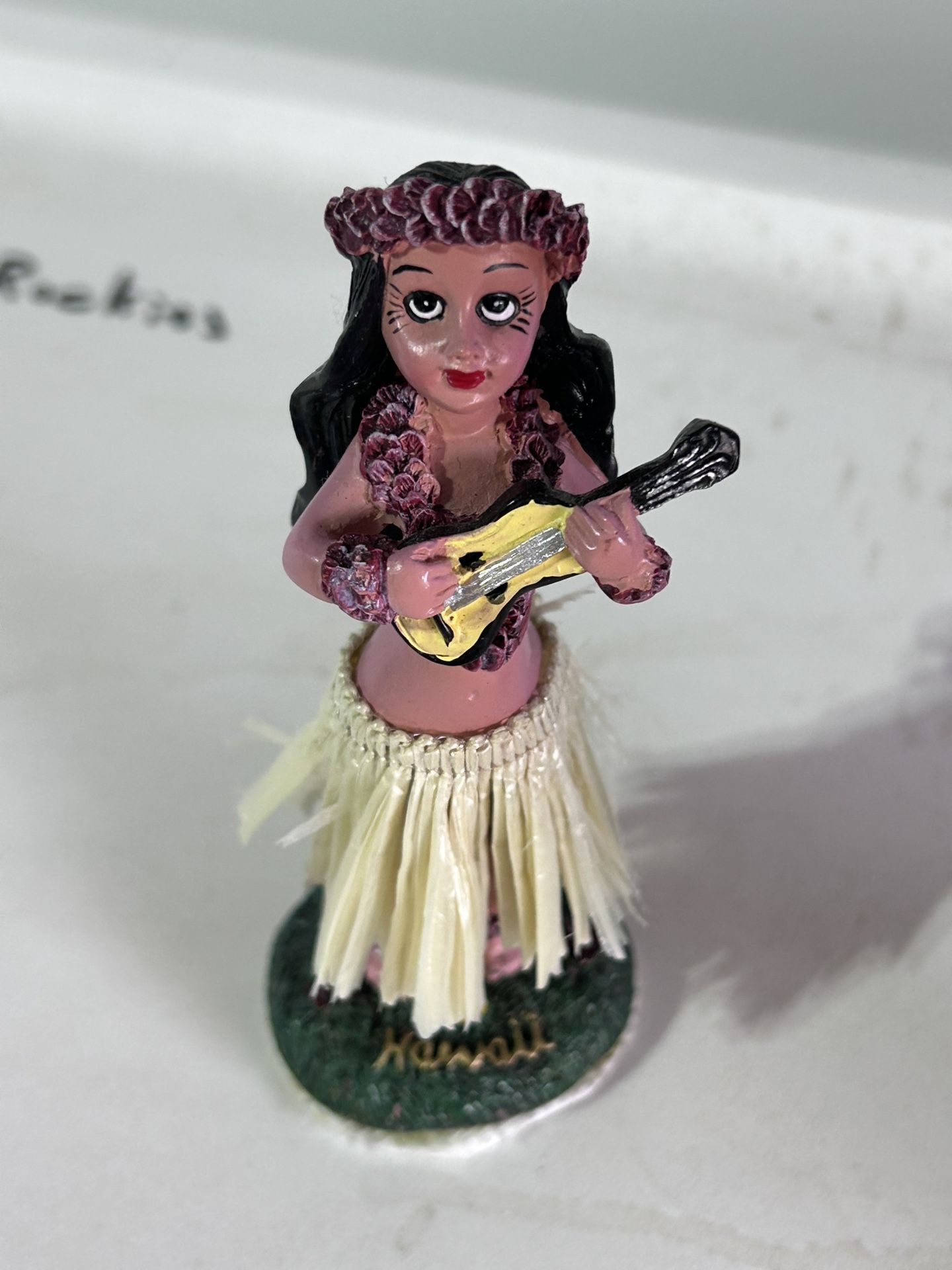Hawaii Hula Girl Dashboard Doll w/ Ukelele Green Grass Skirt Nodder KC Co.