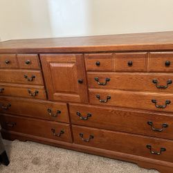 8 Drawer Dresser