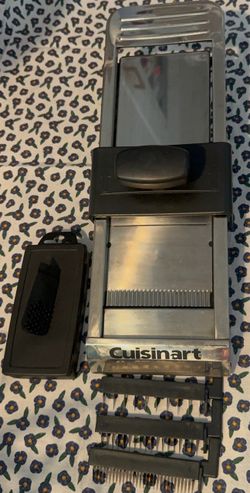 STAINLESS STEEL CUISINART PROFESSIONAL MANDOLIN SLICER