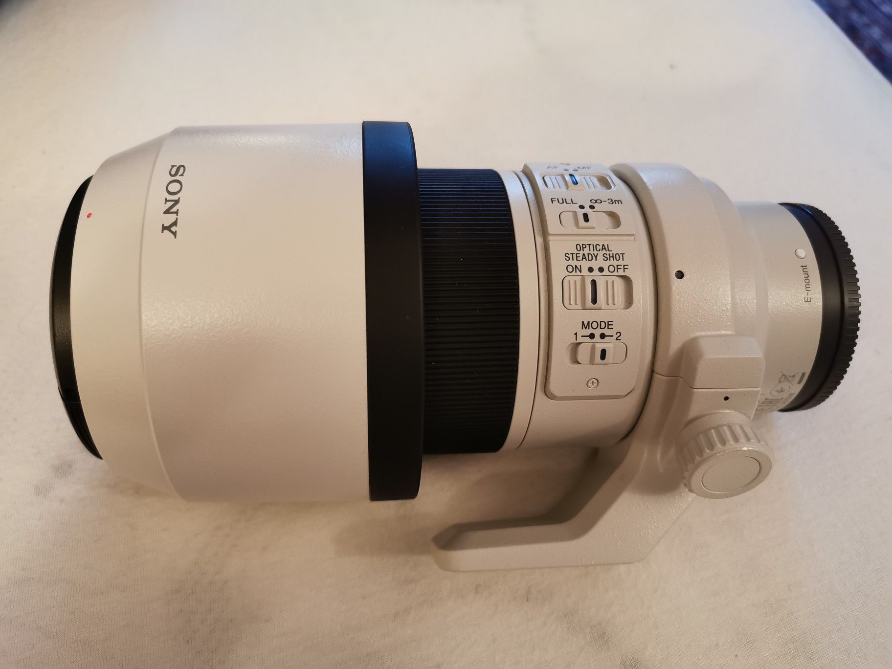 Sony 70-200 F4 G lens for E mount