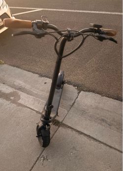 Electric scooter