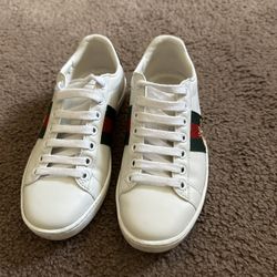 Gucci Sneakers