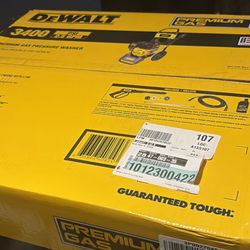 Dewalt 3400 PS 2.5 gpm Gas Powered Cold Water Pressure Washer