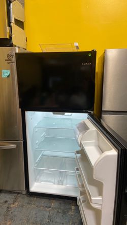 Refrigerator Amana $11 down payment