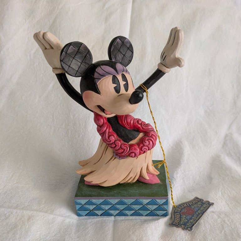 Jim Shore Minnie Mouse - "Holiday Hula"