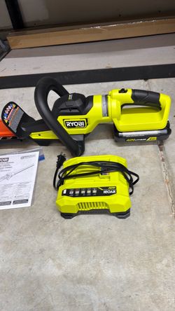 RYOBI 40V Cordless Hedge Trimmer with Battery and Charger