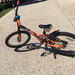 20 Inch Trek Kids Bike Orange And Black