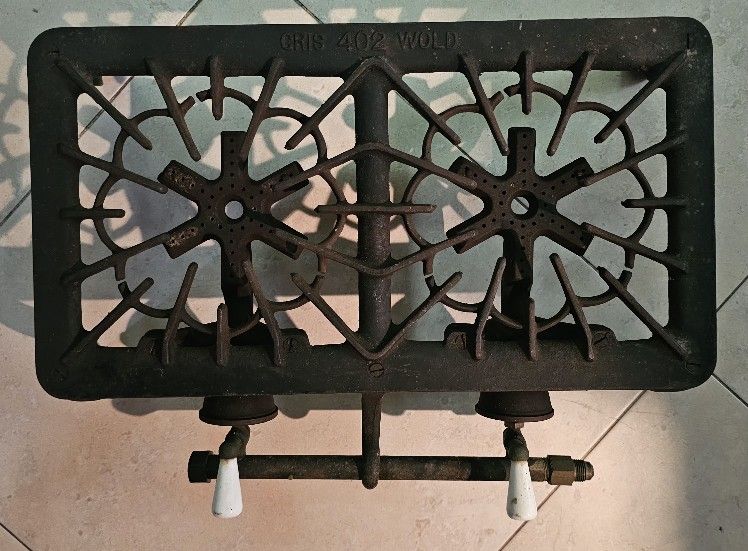 Vintage Griswold No 402 Cast Iron Stove