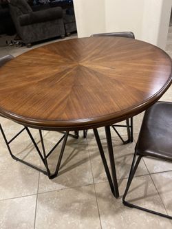 Beautiful Dining Table For Sale