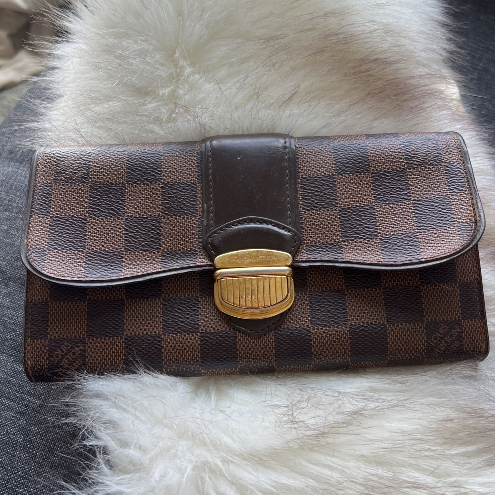 Louis Vuitton Wallet