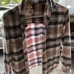 American Eagle women’s Flannel