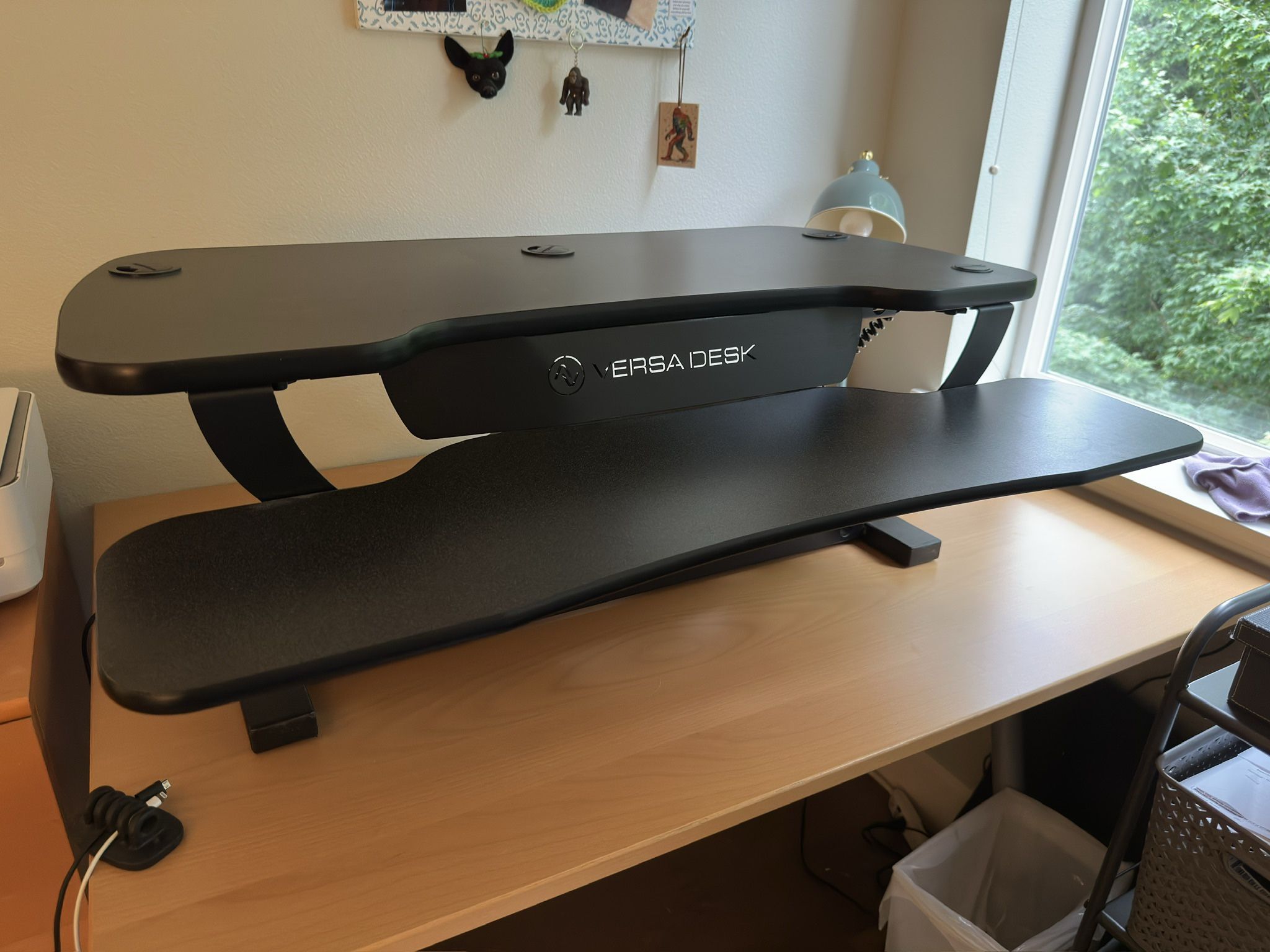 Versa Desk Electric Standing Desk Converter