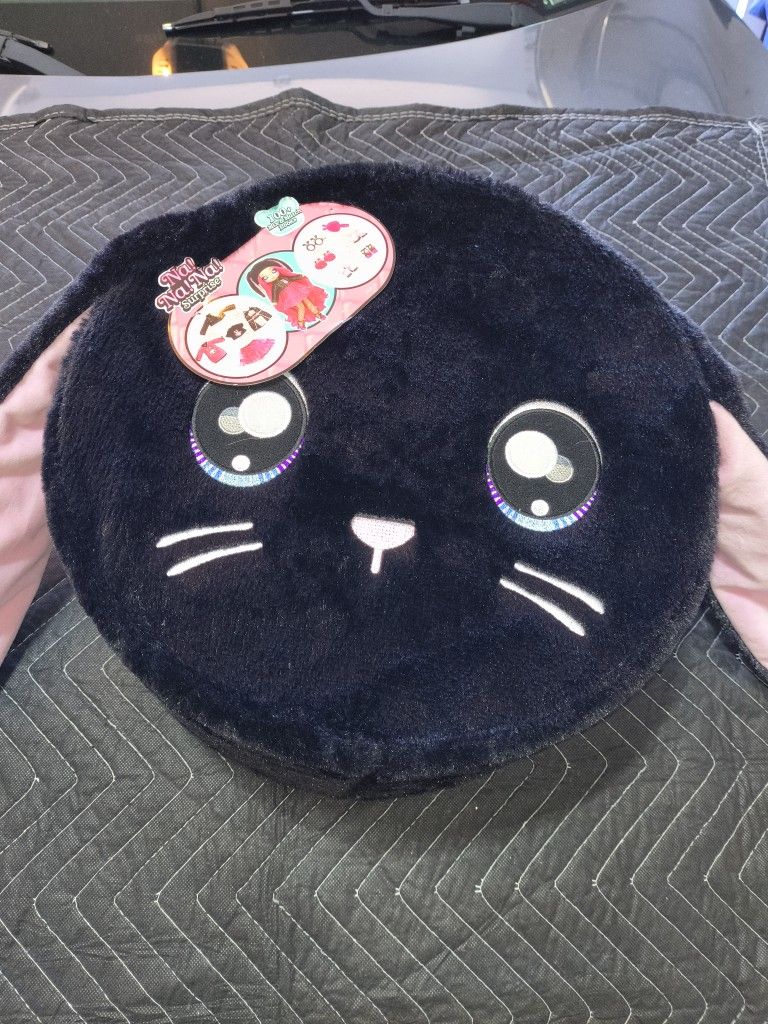 NA! NA! NA! Surprise Ultimate Surprise Black Bunny Case