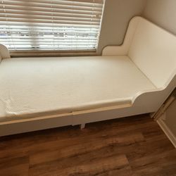Extendable Toddler Bed With Mattress 