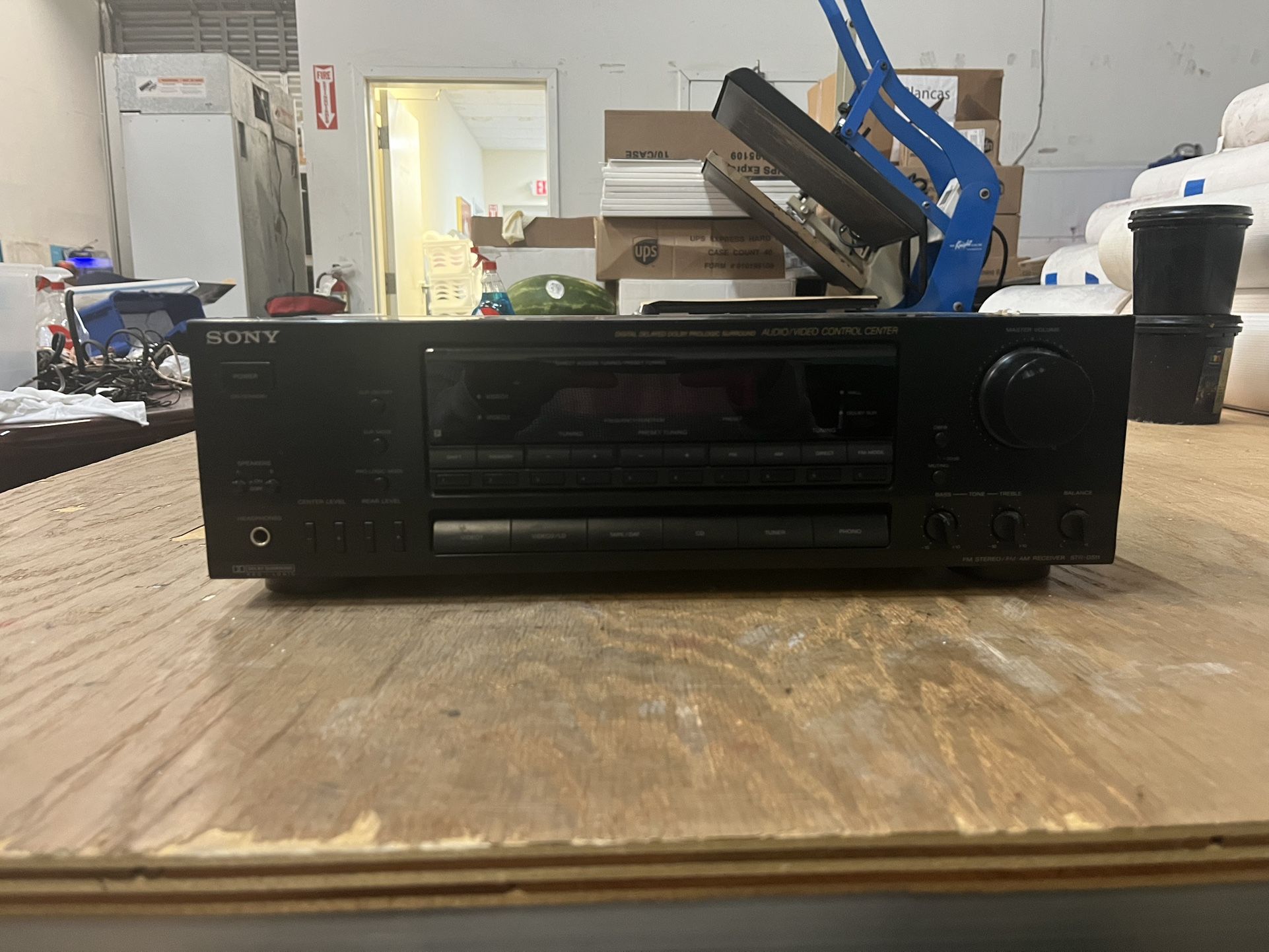 Sony STR-D615 Audio/Video Control Center FM Stereo/FM-AM Receiver