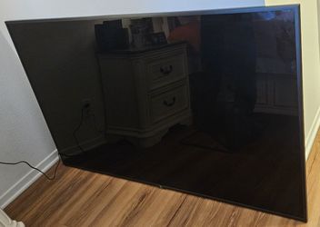 Samsung 75" TV