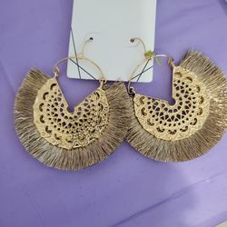 Beautiful  gold earrings