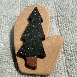 Vintage Christmas Brooch 