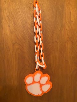 Oversized Clemson Chain