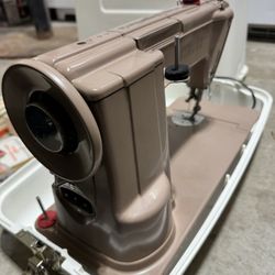 Singer 301A Electric Sewing Machine With Case And Attachments 