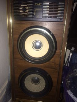 Pilot speakers vintage 2025