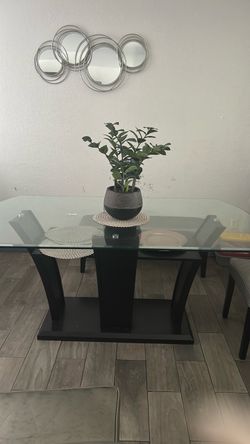 Family dining table