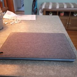 Lenovo Duet 10" Chromebook OS. 