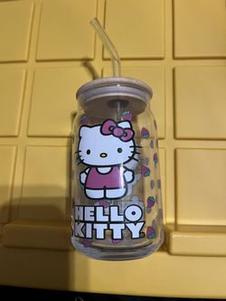 Hello Kitty Strawberry Cup