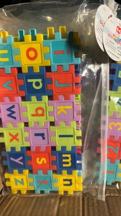 Puzzle Connectors ABCs & Numbers