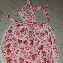 Little Girl Apron $3