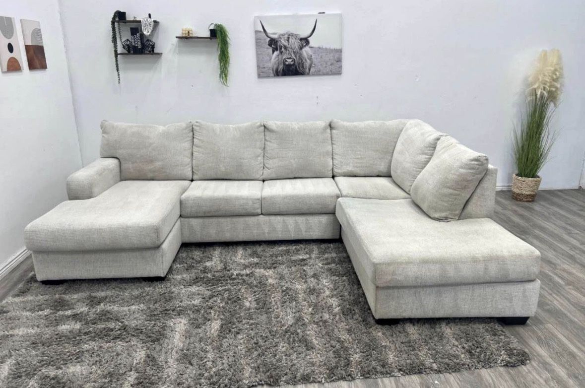 Sectional Couch - Free Delivery