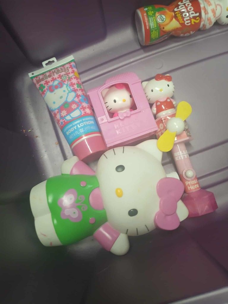 Hello Kitty Bundle
