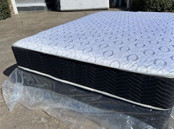 Full Orthopedic Deluxe Collection Mattress!!