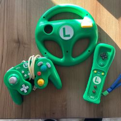 Wii Luigi Controller Bundle