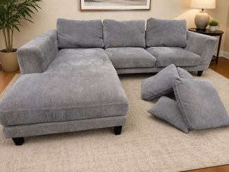 Multiple choices sectional with delivery
