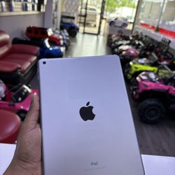 iPad 6th Gen Wi-Fi Unlocked Available On Deal Price