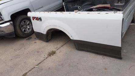 Lado derecho de caja de Ford f350 2018