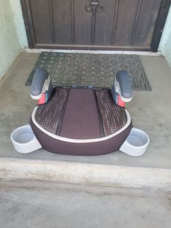 Graco Booster Car Seat Expires 2028