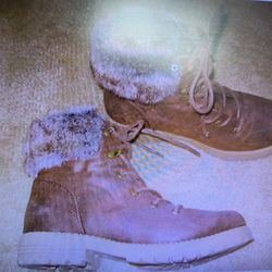 Cliffs by White Mountain Brown Fox Suede Fur Boots Size 5.5 M