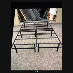 Black Queen Size  Metal Platform  Bed Frame  