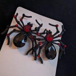 Beautiful Spider Earrings with Black / Red Stones