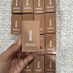 Rhode Pocket Blush