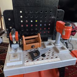 Black & Decker tool bench
