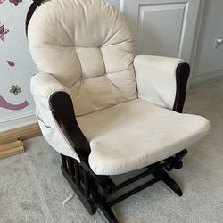 Nursery Gliding Chair 