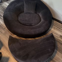 Cuddle chair