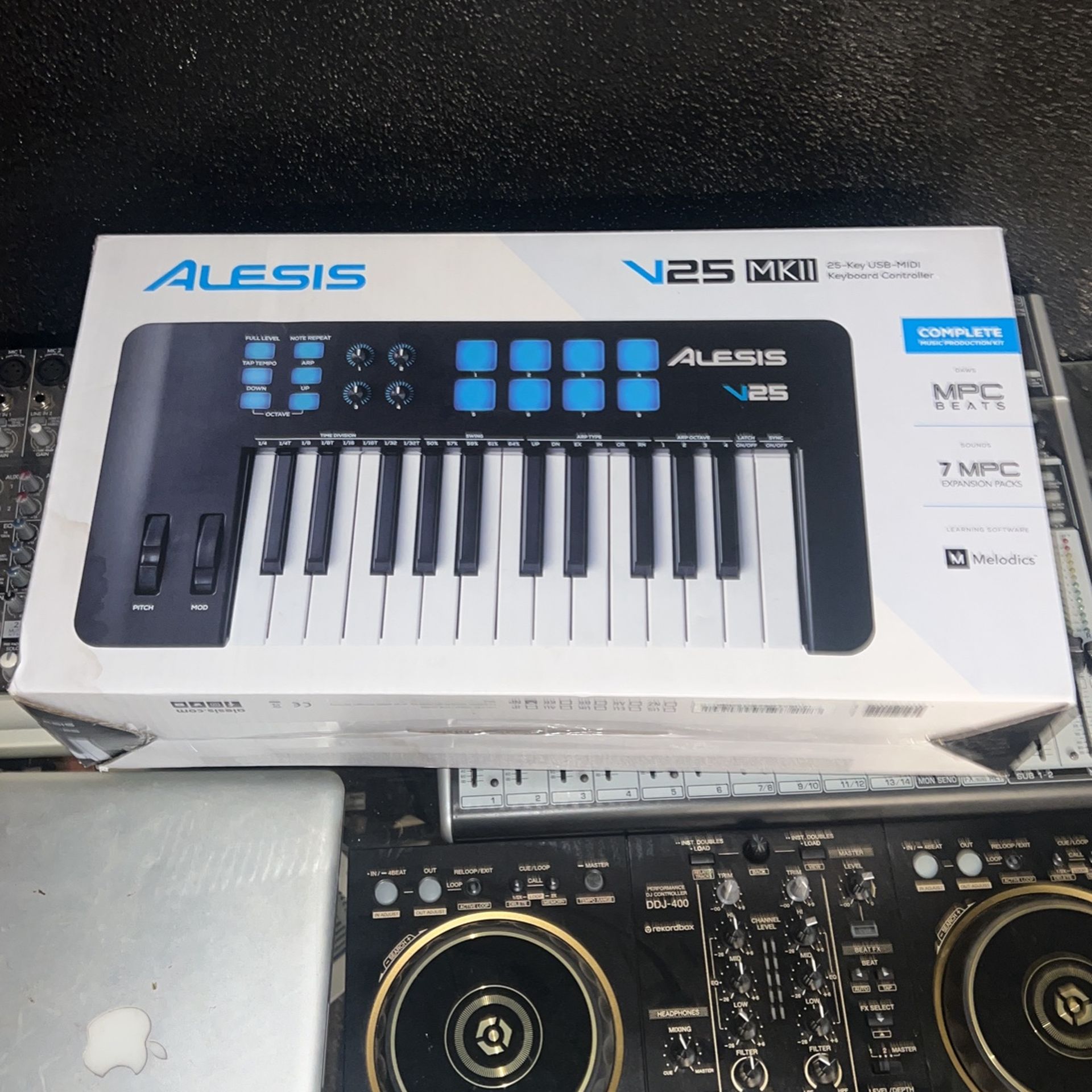 ALESIS V25 MKII MIDI KEYBOARD