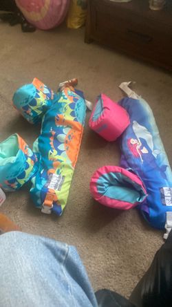 Kids swimming float price  $4each   Pick up. E. Side   72. and   Grandview  ave   E. Tacoma