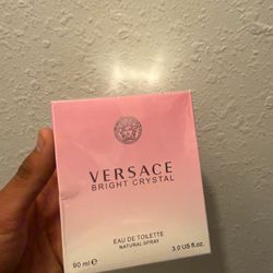 Women’s perfume