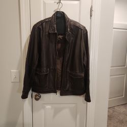Men's Tommy Bahama Soft Leather Bomber Jacket - Looks New