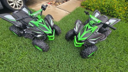 Yamaha Raptor 12V ATV Ride-on, Speeds Up to 5 MPH, Includes Battery and Chargers